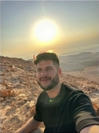 В горах на закате